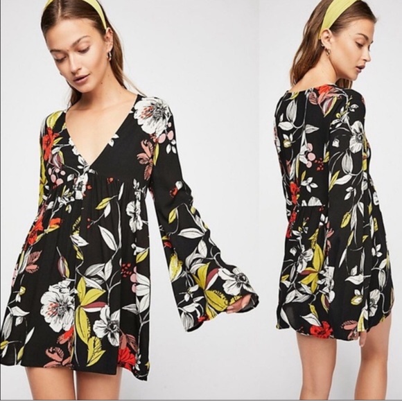 NWT FREE PEOPLE BELLA BABYDOLL V-NECK LONG SLEEVE‎ TUNIC BLACK XS Boho Festival - Picture 1 of 7